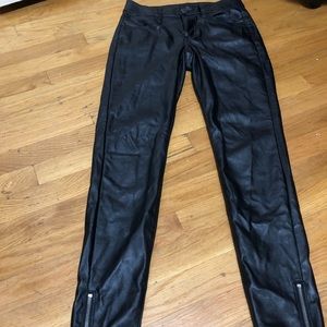 American Eagle faux leather jegging